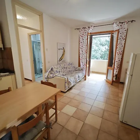 Holiday home Cacciatore